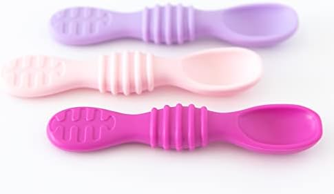 Bumkins silicone training spoons close up showing the textured dipping tip and scooping end