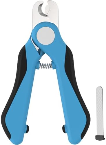 Close up of Swihauk pet nail trimmer built in safety guard mechanism for preventing over cutting.