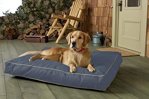 Dalema rectangular fillable pet cushion cover displaying the zipper closure.