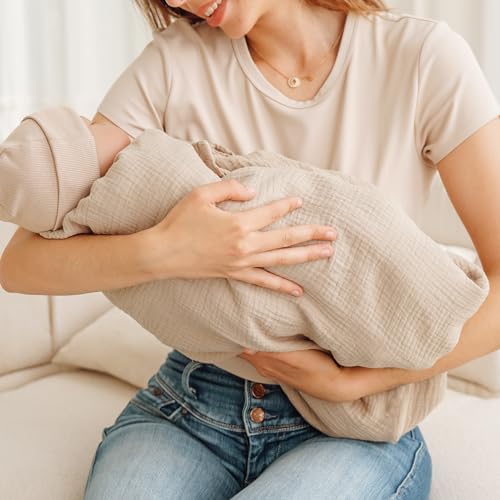 Konssy multi-use nursing cover folded for storage