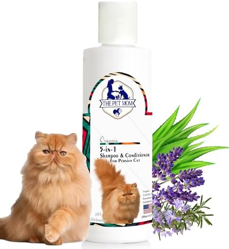 Natural anti fungal cat conditioner with aloe vera and lavender ingredients display