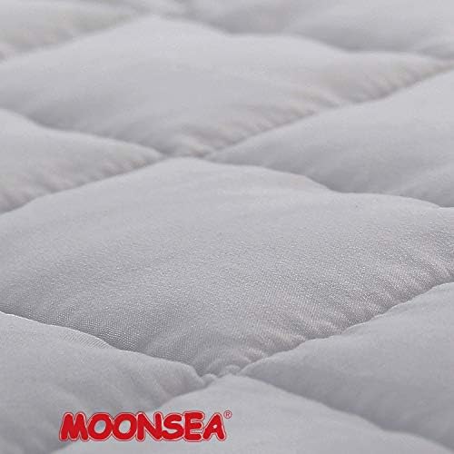 Moonsea nap mat star pattern fabric close up