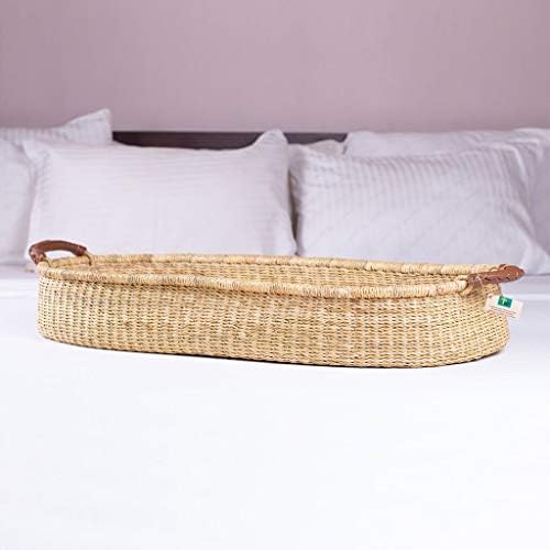 Design Dua nursery changing basket styled on a wooden dresser