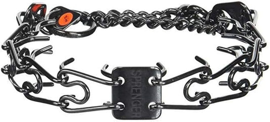 Herm Sprenger pinch collar interlocking links close up view