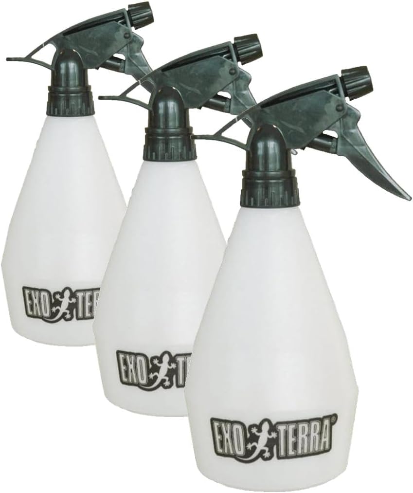 Exo Terra 16 fluid ounce habitat mister bottle nozzle detail