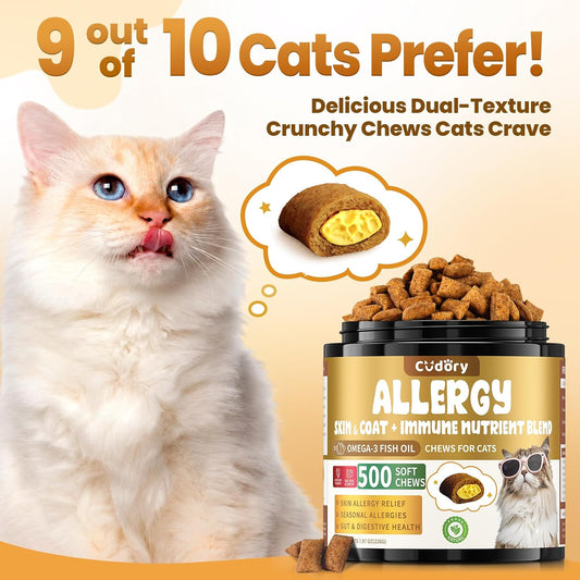 Cudory soft cat chew for immune and skin health showing crunchy and creamy dual texture.