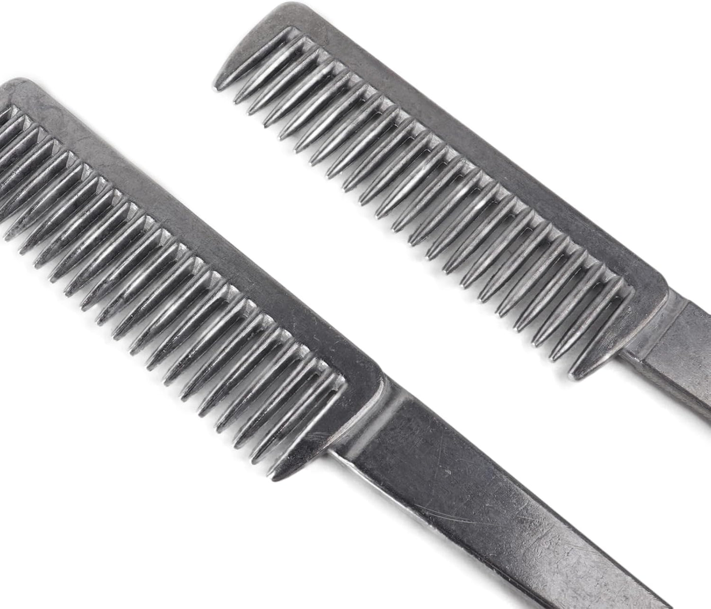 Compact Ujeavette metal grooming set for travel