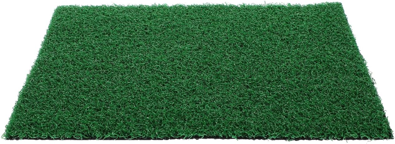 Yardwe pet safe green artificial lawn mat inside a clear glass terrarium tank.