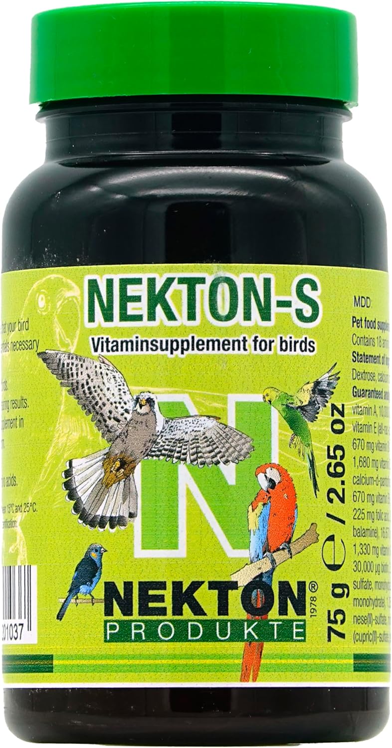 Full range presentation of Nekton-S bird vitamin powder bottle with included measuring spoon concept illustration