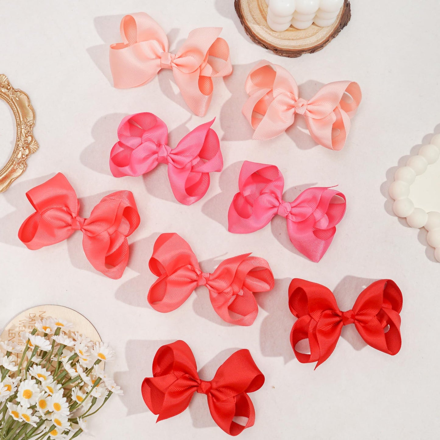 Céllot hair bows featuring non-slip alligator clips for fine and thick hair