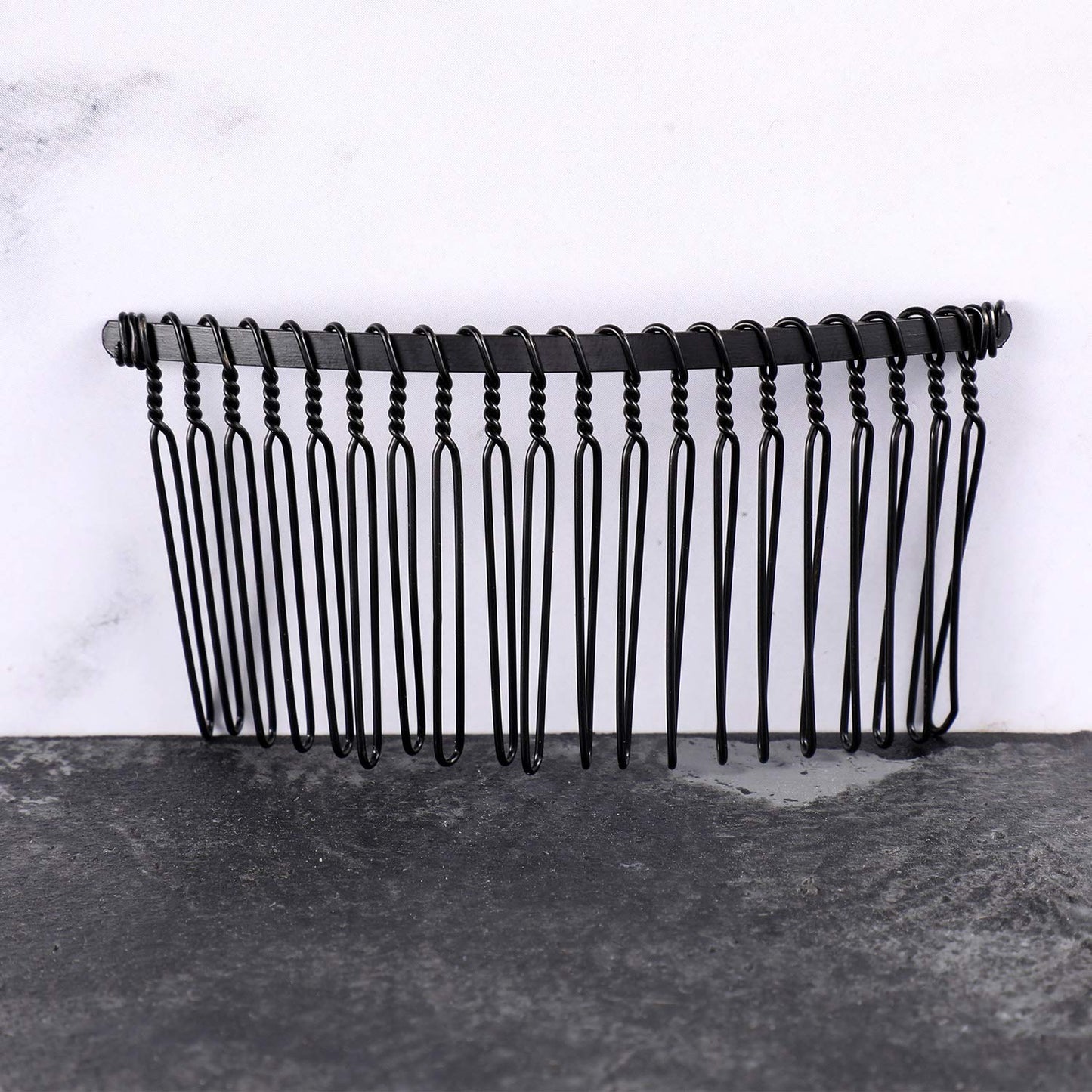 Hicarer black metal hair comb dimensions and design