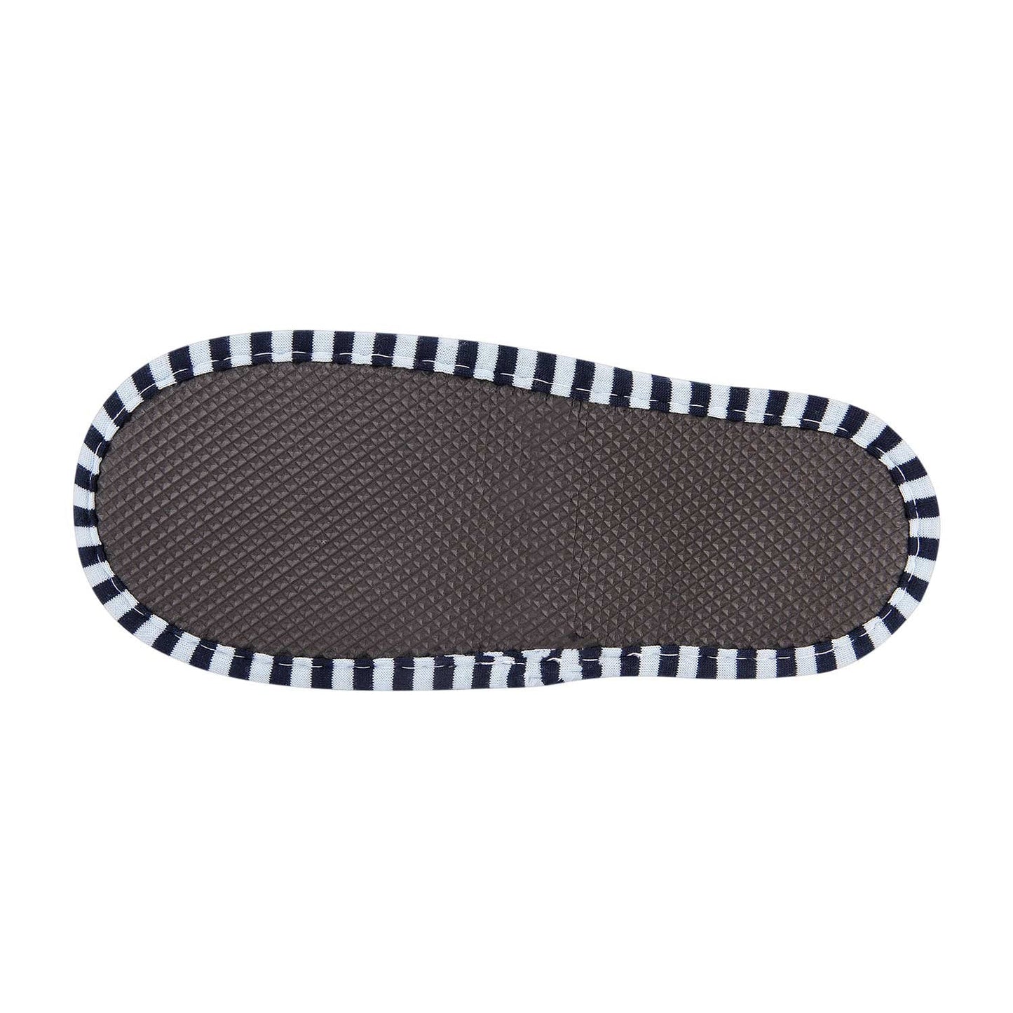 Close up fabric texture of the premium cotton upper on IPENNY guest slippers