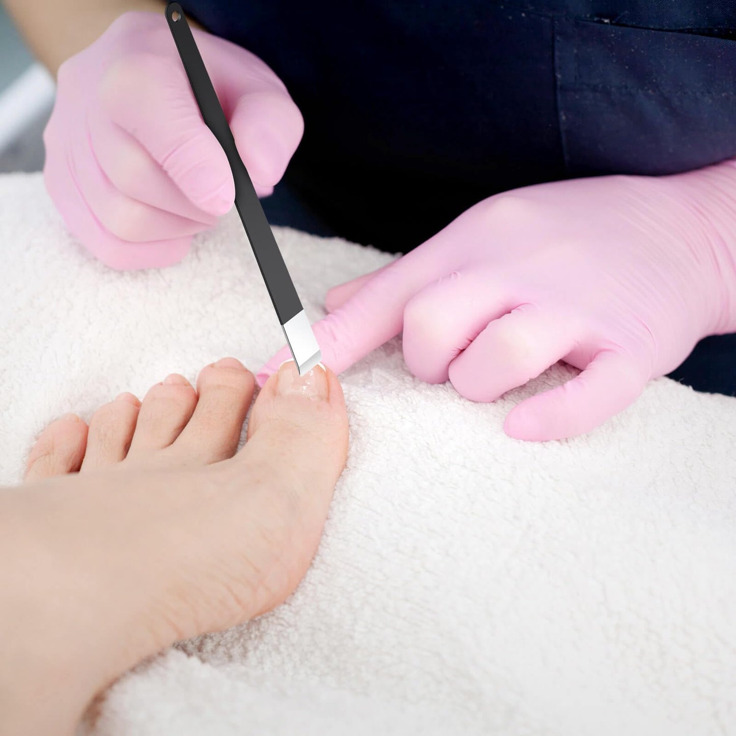 Complete packaging view of the imported Cakvank professional foot care tool kit
