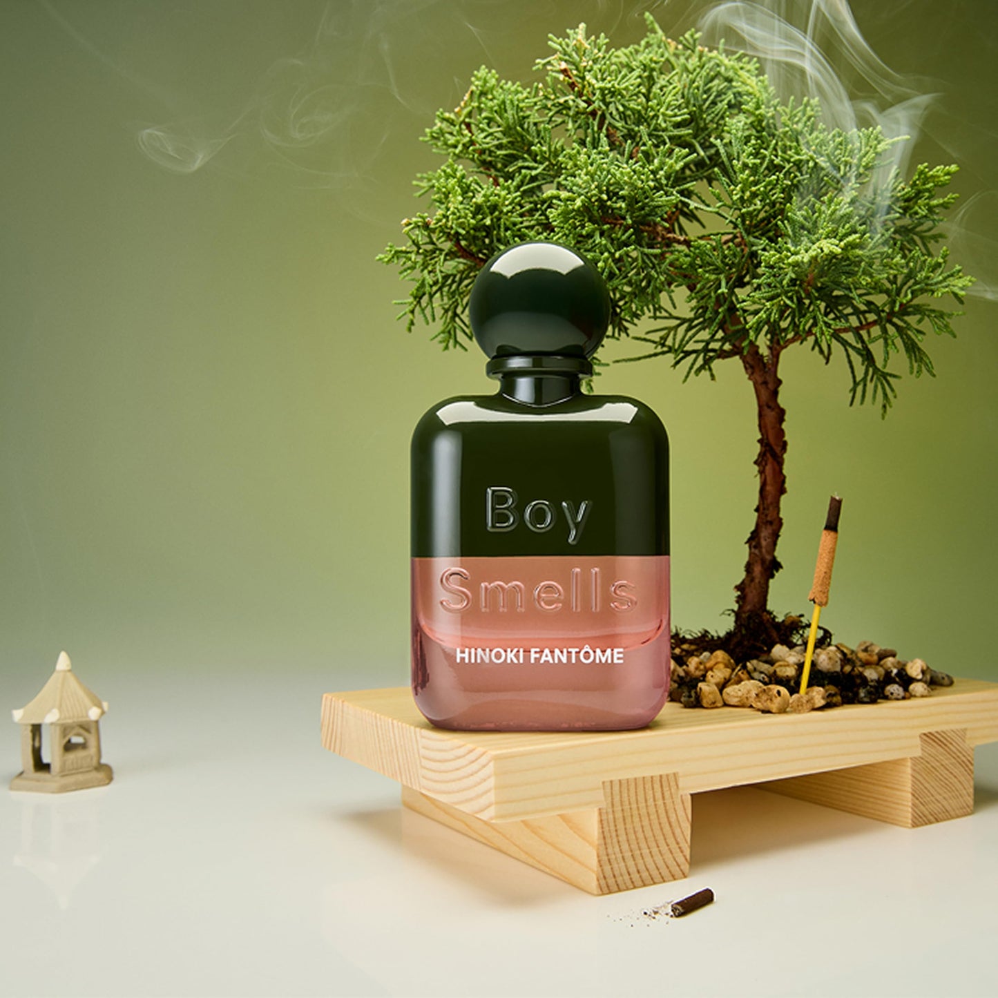 Side view of Boy Smells Hinoki Fantôme fine fragrance spray bottle
