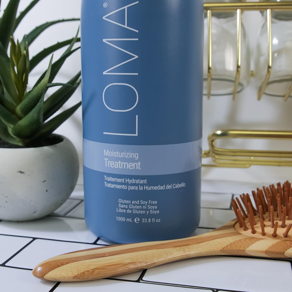 Loma hydrating hair treatment for frizz control application results close up