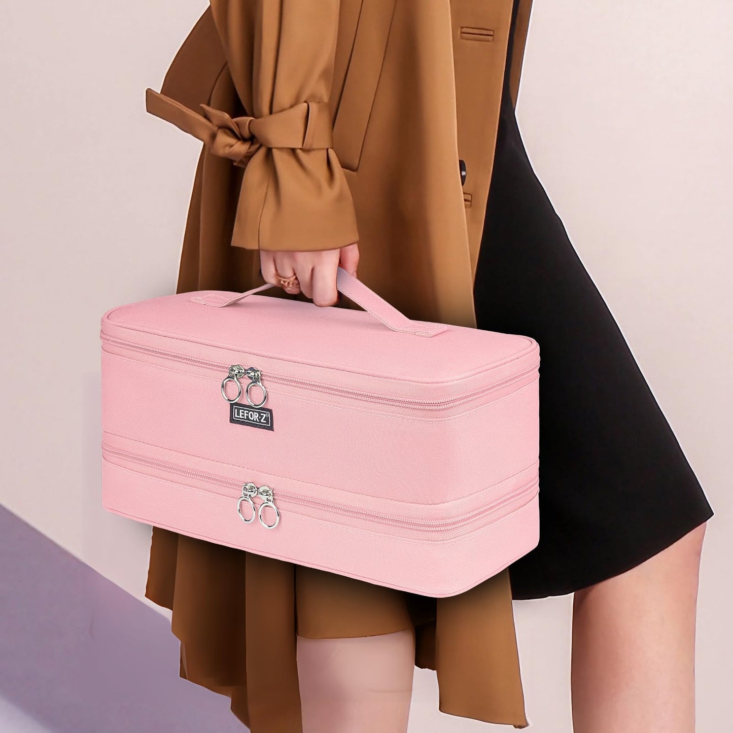 LEFOR-Z luxury beauty organizer bag angled perspective highlighting the thick padded inner lining protection