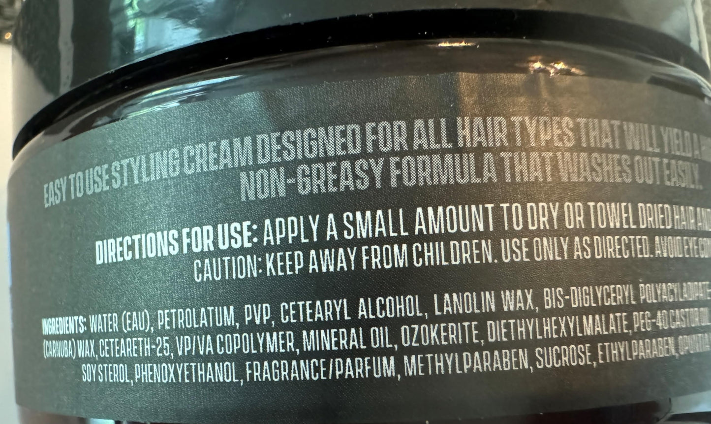 Lifestyle shot of Razor MD hair product in grooming kit