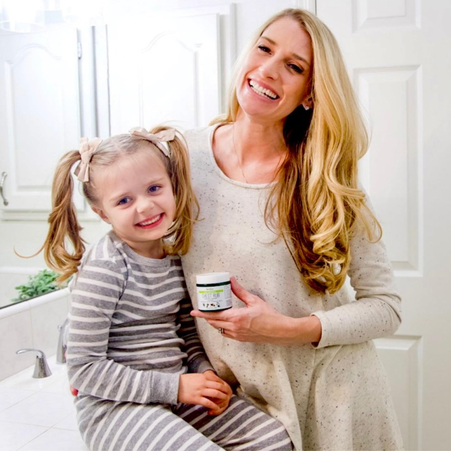 Herbion Naturals premium herbal vapor rub for seasonal wellness and easy breathing.