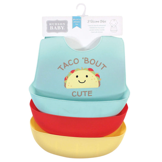 Adjustable neck button closure detail on Hudson Baby food grade silicone toddler bib