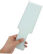 Ergonomic hair coloring board for precise application