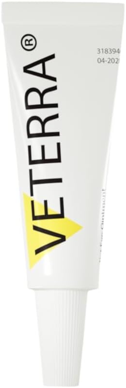 Veterra pet eye health ointment back label showing usage instructions