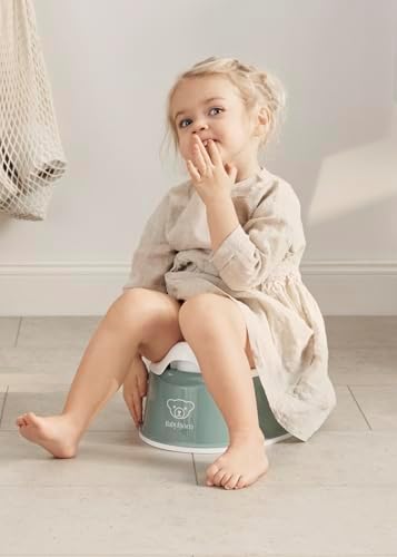 Bottom view of BabyBjörn Smart Potty non-slip rubber strip