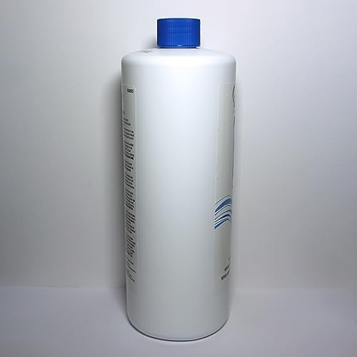 Side view of 32 fluid ounce Salon Care peroxide developer bottle