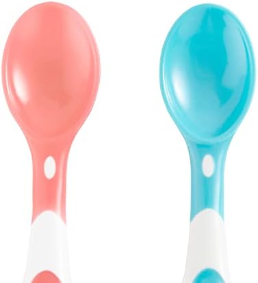 Munchkin soft tip baby spoons ergonomic handle close up