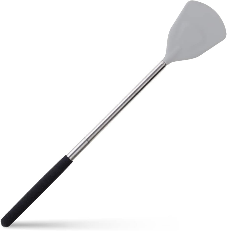 ROUNDS Cream Applicator for Back front view showing extendable stick