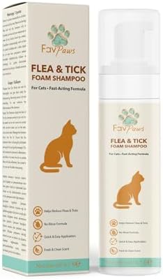 Fav Paws dry shampoo for cats showcasing the no rinse foam pump design