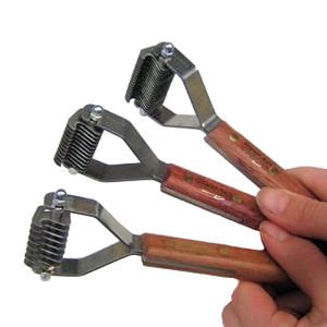William Hunter Equestrian Smart Tails professional thinning comb with normal handle front view authentic imported pet grooming tool