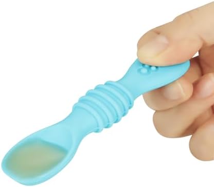 Ergonomic flexible handle baby spoons for six to twelve months old