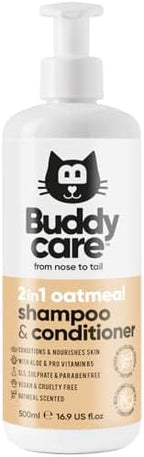 Buddycare 2in1 oat cat shampoo showing vegan and pH balanced certification labels clearly.