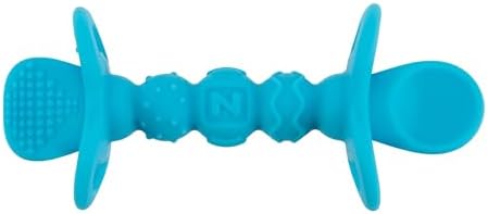 Close up of the textured dipper end and built in choke guard on the premium infant feeding spoon