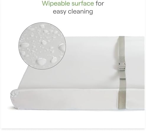 Waterproof wipeable surface of Munchkin baby changing pad