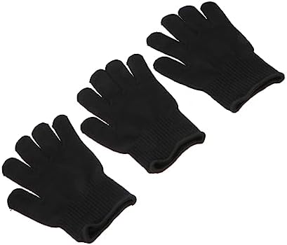 Ipetboom heat resistant hair curler mittens close up of the flexible elastic wrist cuff