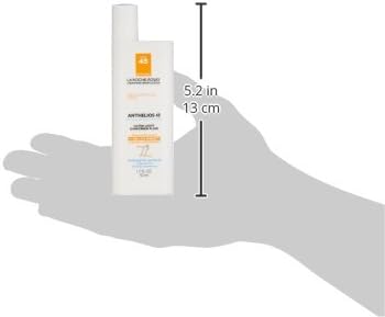 Lightweight face sunscreen that absorbs quickly without greasy residue