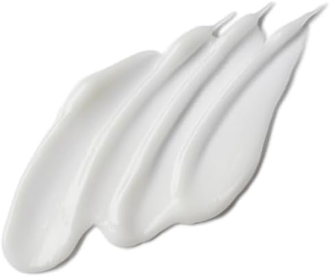 Back view of 16 fluid ounce Salon Care creme developer bottle