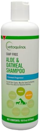 Vetoquinol moisturizing pet shampoo for dogs and cats showing formulation details