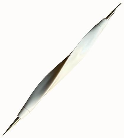 Close up of zero point five millimeter and one millimeter metal tips on mandala art stylus