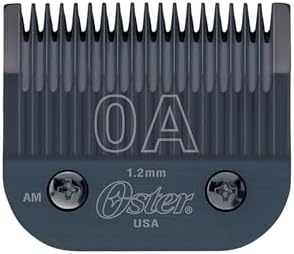 Close up of Oster 0A high-carbon steel detachable clipper blade teeth