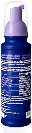 Waterless cat shampoo packaging showing natural ingredients list
