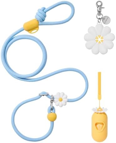 VETRESKA adjustable cross body rope leash on a walk