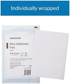 Latex free absorbent non stick medical dressing pad close up