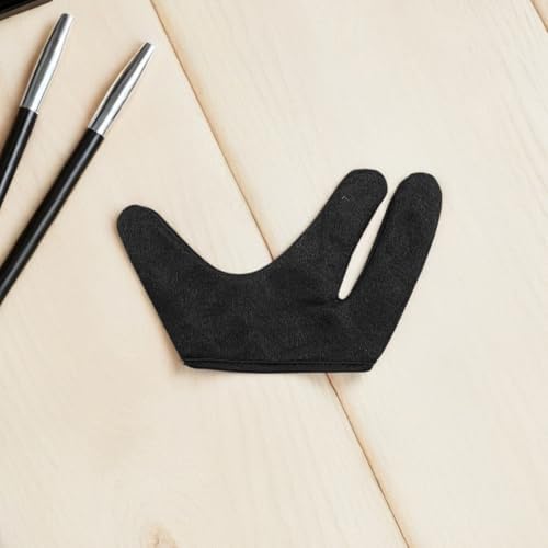 Side profile view of the black heat blocking gloves showcasing flexible fabric stitch detail.