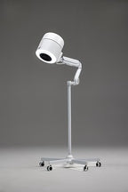 4BLANC white five legged rolling base with secure caster wheel locking mechanism