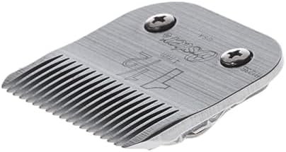Close up view of Oster 4 millimeter clipper blade teeth
