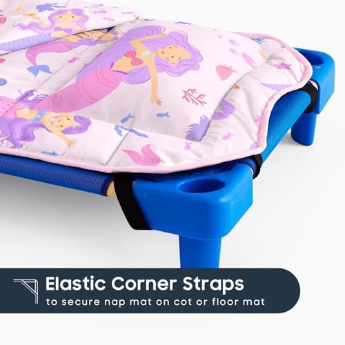 The integrated name tag pocket detail on the exterior of the pink mermaid ocean toddler mat.