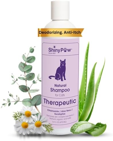 Hypoallergenic feline shampoo showing natural chamomile and aloe ingredients.