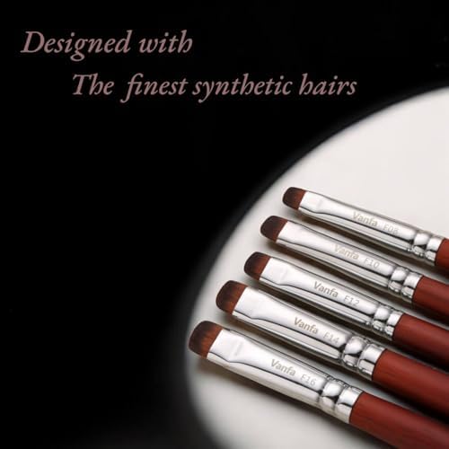 Vanfa F16 brush cleaning up gel polish around cuticle